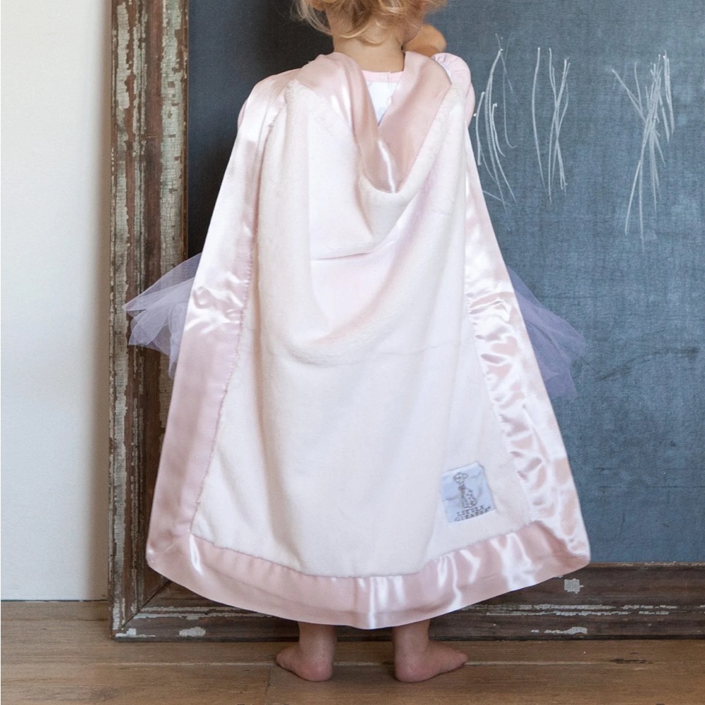 Little Giraffe Pink Satin Blanket - Picture 3 of 5